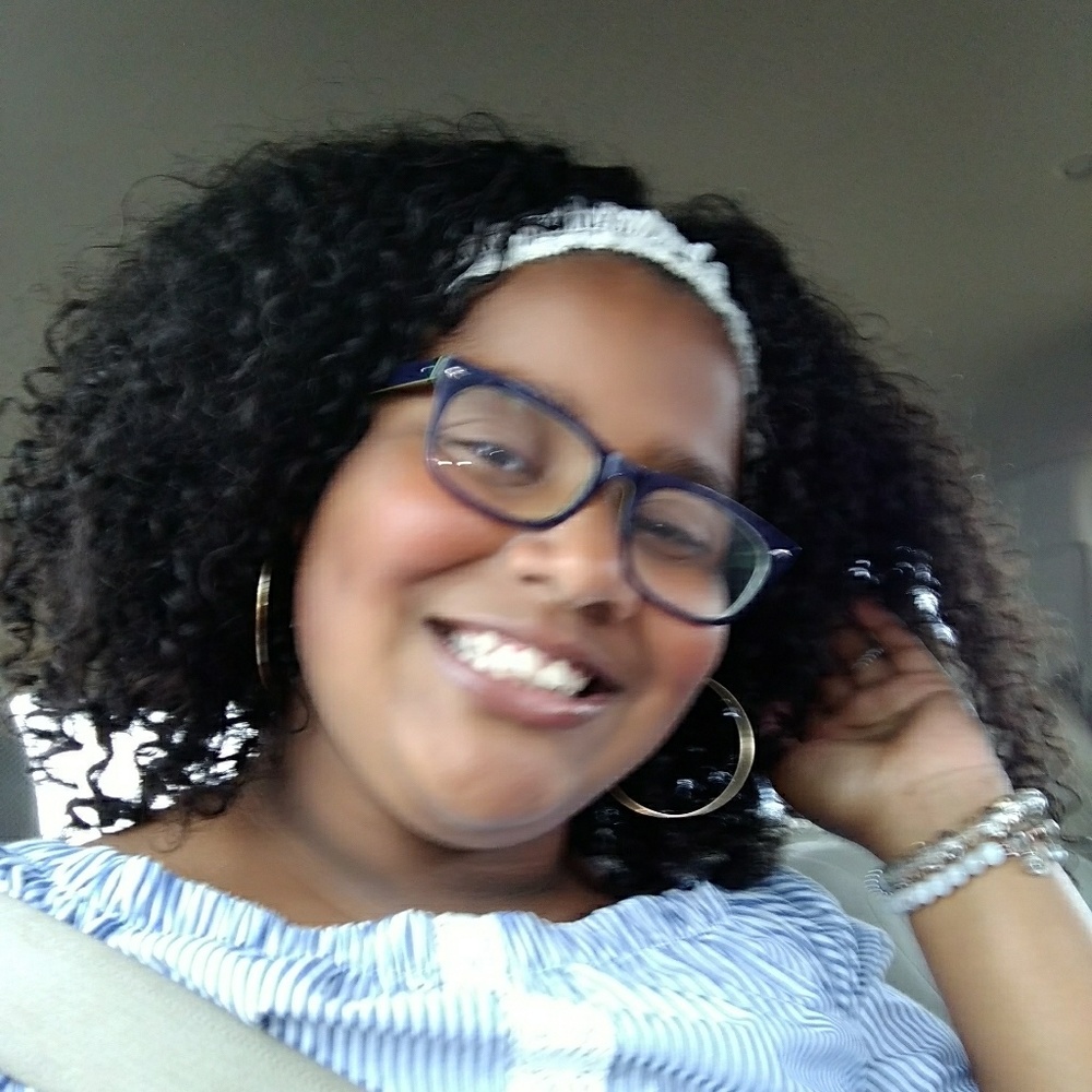 Meet your Posher, Alanna